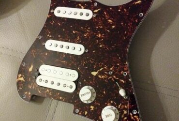 Battipenna completo Fender Stratocaster HSS USA