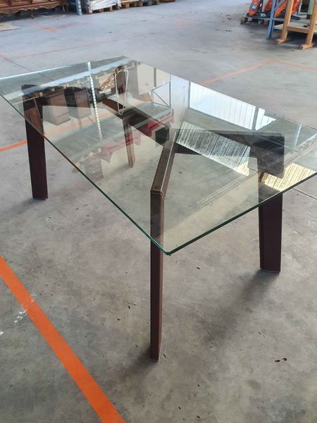 tavolo in vetro