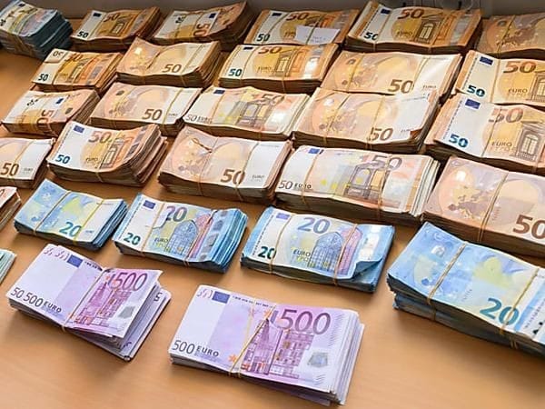 Buy counterfeit euro (+393512629472 WhatsAp) banknotes grade a++ 100% undetectable 50,20,10,€